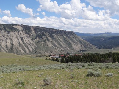 Yellowstone - Beaver Ponds Trail